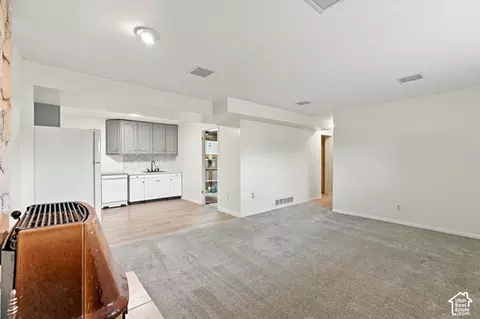 Living - 21 W 6830 S, Murray, UT 84107 photo 4 of 5