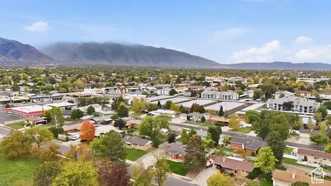 View/Area - 21 W 6830 S, Murray, UT 84107 photo 2 of 9
