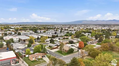 View/Area - 21 W 6830 S, Murray, UT 84107 photo 6 of 9