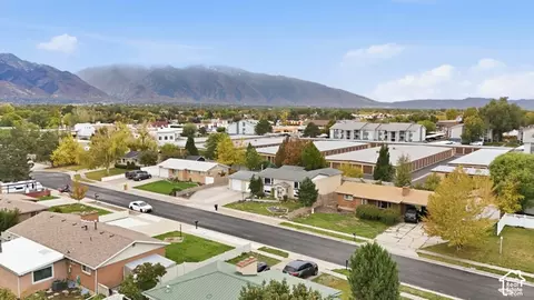 View/Area - 21 W 6830 S, Murray, UT 84107 photo 4 of 9