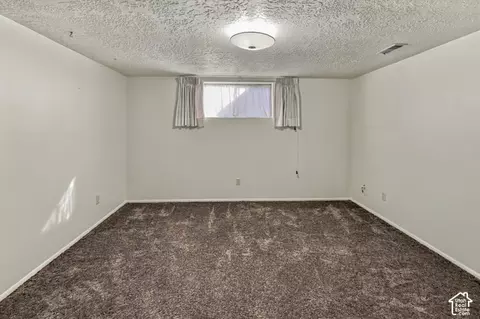 Bedroom - 3082 N 425 E, North Ogden, UT 84414 photo 4 of 8