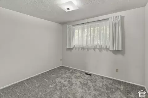 Bedroom - 3082 N 425 E, North Ogden, UT 84414 photo 6 of 8