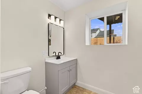 Bath - 4106 W 4875 S, Roy, UT 84067 photo 3 of 3