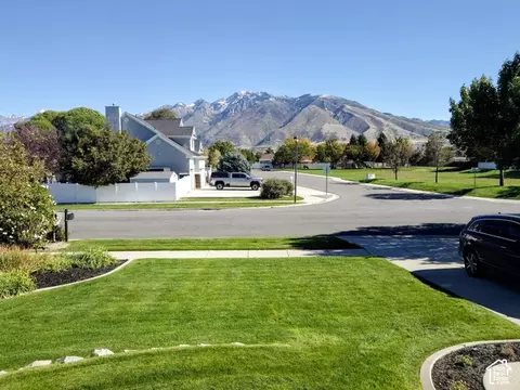 Exterior - 12592 S 150 E, Draper, UT 84020 photo 3 of 10