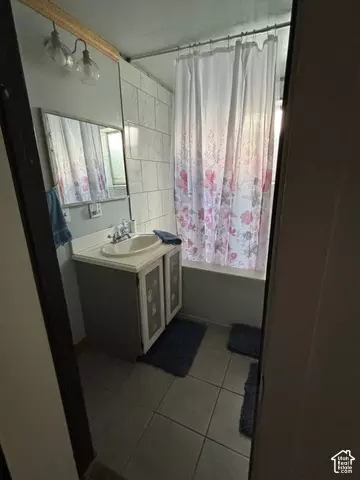Bath - 38 W 200 S #1, Mona, UT 84645 photo 1 of 3