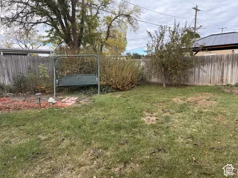 Exterior - 507 W Anderson Ave, Murray, UT 84123 photo 8 of 8