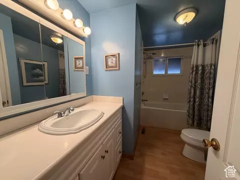 Bath - 507 W Anderson Ave, Murray, UT 84123 photo 1 of 2