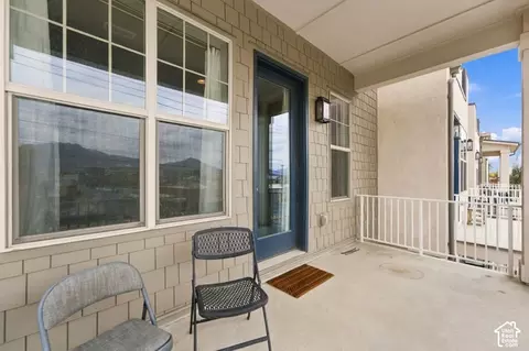 Exterior - 5427 S Wilco Way, Murray, UT 84123 photo 9 of 11