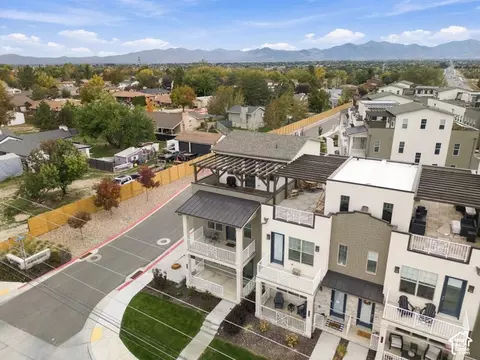 View/Area - 5427 S Wilco Way, Murray, UT 84123 photo 1 of 3
