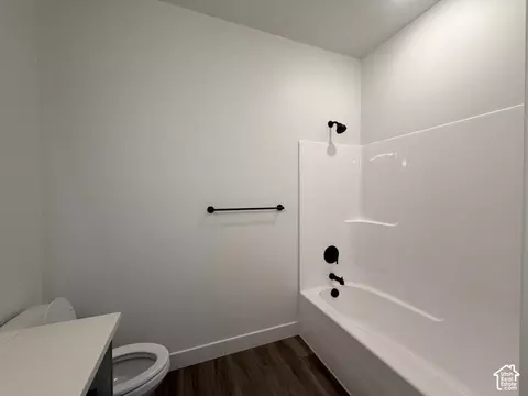 Bath - 1838 S Chalgrove Rd W #210, Taylor, UT 84401 photo 1 of 4