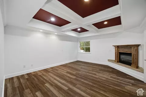 Living - 684 E Apple Dr, Logan, UT 84321 photo 3 of 8