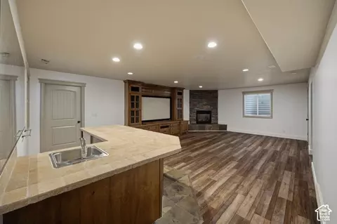 Living - 684 E Apple Dr, Logan, UT 84321 photo 5 of 8