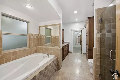Bath - 684 E Apple Dr, Logan, UT 84321 photo 1 of 5