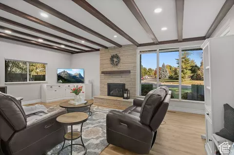 Living - 2090 E Cresthill Dr, Holladay, UT 84117 photo 2 of 3