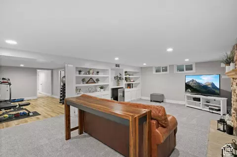 Other - 2090 E Cresthill Dr, Holladay, UT 84117 photo 4 of 9