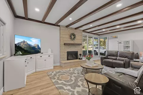 Living - 2090 E Cresthill Dr, Holladay, UT 84117 photo 1 of 3