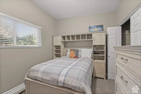 Bedroom - 2090 E Cresthill Dr, Holladay, UT 84117 photo 2 of 4