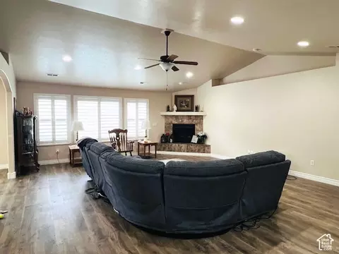 Living - 1896 W Park Dr S, Syracuse, UT 84075 photo 1 of 2