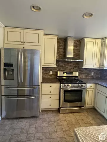 3960 S Gramercy Ave, Ogden, UT 84403 photo 2