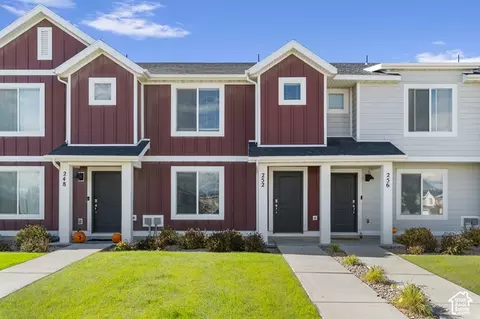 252 N Portside Ln W, Saratoga Springs, UT 84045