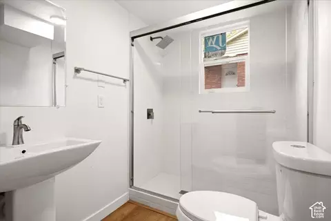 Bath - 360 5th St, North Ogden, UT 84404 photo 3 of 3