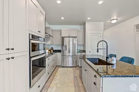 Kitchen - 1308 E Daffodil Ct #150, Layton, UT 84040 photo 1 of 3
