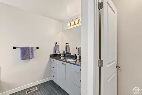 Bath - 1308 E Daffodil Ct #150, Layton, UT 84040 photo 5 of 7