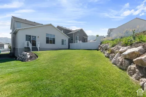 Exterior - 1308 E Daffodil Ct #150, Layton, UT 84040 photo 7 of 10
