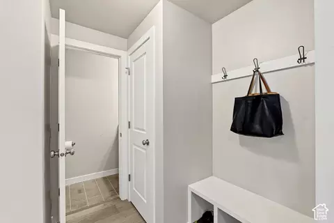 Entry Way - 1308 E Daffodil Ct #150, Layton, UT 84040 photo 4 of 5