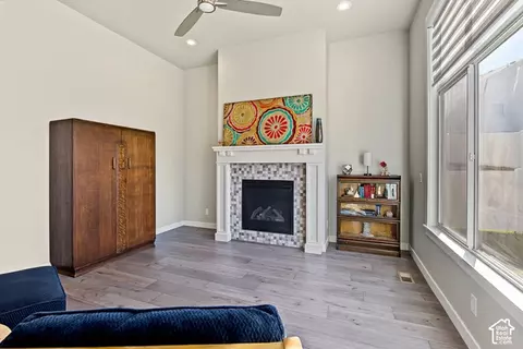 Living - 1308 E Daffodil Ct #150, Layton, UT 84040 photo 3 of 4