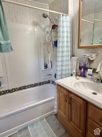 Bath - 75 S 200 W, Ferron, UT 84523 photo 3 of 3