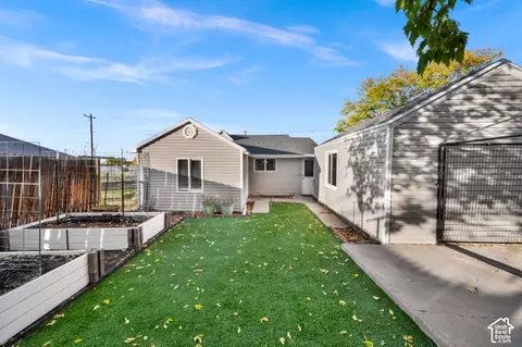 Exterior - 218 E Vine S, Tooele, UT 84074 photo 1 of 6
