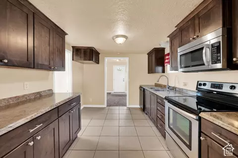 Kitchen - 218 E Vine S, Tooele, UT 84074 photo 1 of 3