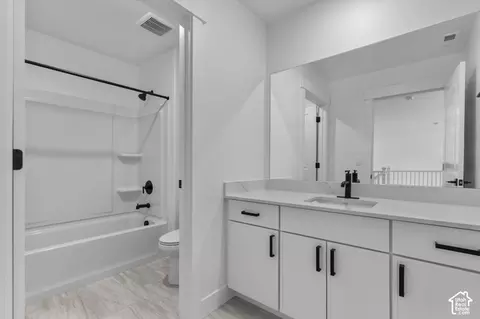 Bath - 1652 E 960 N #244, Salem, UT 84653 photo 2 of 2