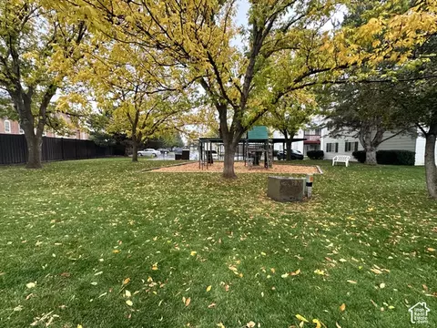 Exterior - 455 N Orem Blvd #455/G, Orem, UT 84057 photo 4 of 5