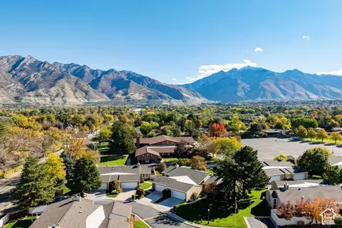 View/Area - 6425 S Tanner Ln E, Murray, UT 84121 photo 1 of 8
