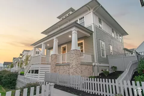 11007 S Lake Island Dr #309, South Jordan, UT 84009