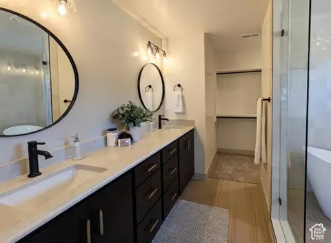 Bath - 3726 S Mapleton Estates Dr, Mapleton, UT 84664 photo 2 of 4
