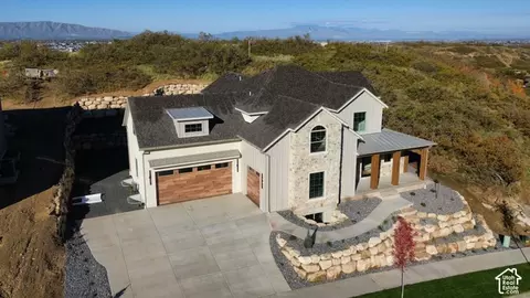 Exterior - 3726 S Mapleton Estates Dr, Mapleton, UT 84664 photo 2 of 6