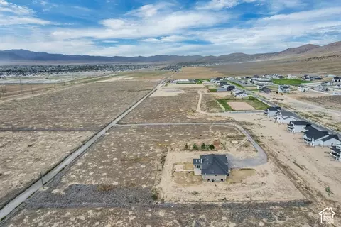 View/Area - 2568 N Lake Mountain Rd, Eagle Mountain, UT 84005 photo 3 of 13
