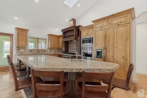 Kitchen - 2568 N Lake Mountain Rd, Eagle Mountain, UT 84005 photo 2 of 7
