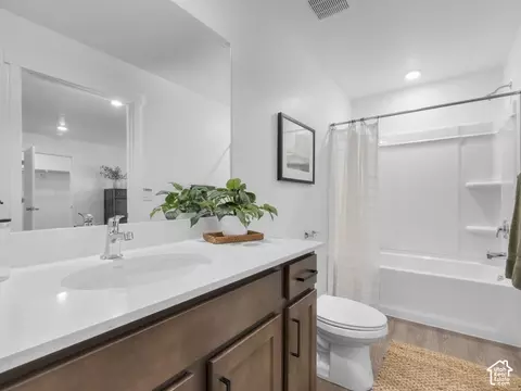 Bath - 1972 E Corriente Dr #1288, Salem, UT 84653 photo 3 of 3
