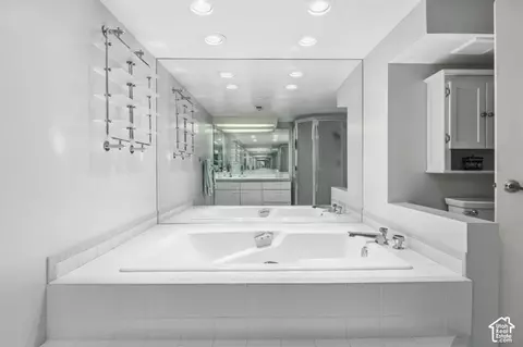 Bath - 1513 E 5975 S, Holladay, UT 84121 photo 5 of 5