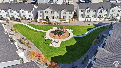 View/Area - 206 E Broken Arrow Ave, Tooele, UT 84074 photo 2 of 6