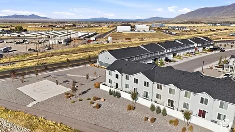 View/Area - 206 E Broken Arrow Ave, Tooele, UT 84074 photo 5 of 6