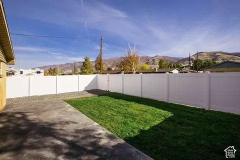 Exterior - 360 W 1450 N, Bountiful, UT 84010 photo 5 of 8