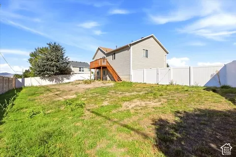 Exterior - 674 E Abottsford Ct S, Sandy, UT 84070 photo 5 of 7