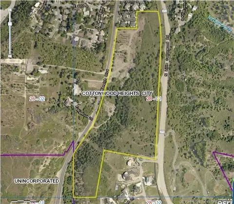 9354 S North Little Cottonwood Rd, Sandy, UT 84092