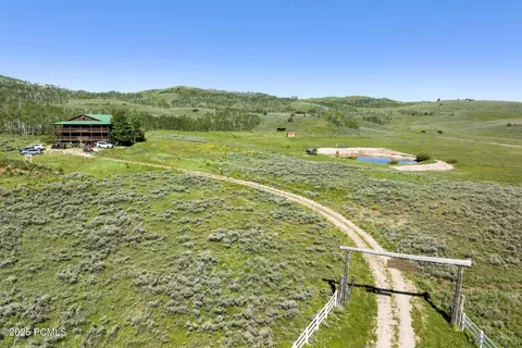 17017 Ant Flat Rd, Huntsville, UT 84317