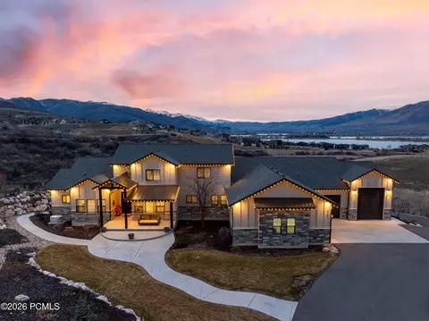6462 Summit Cv, Huntsville, UT 84317